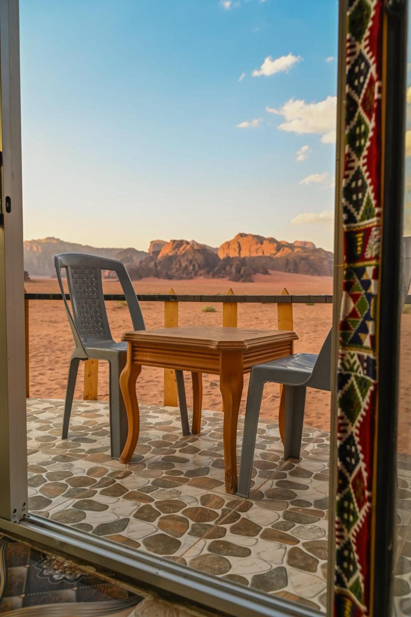 Joy To Wadi Rum Exterior foto